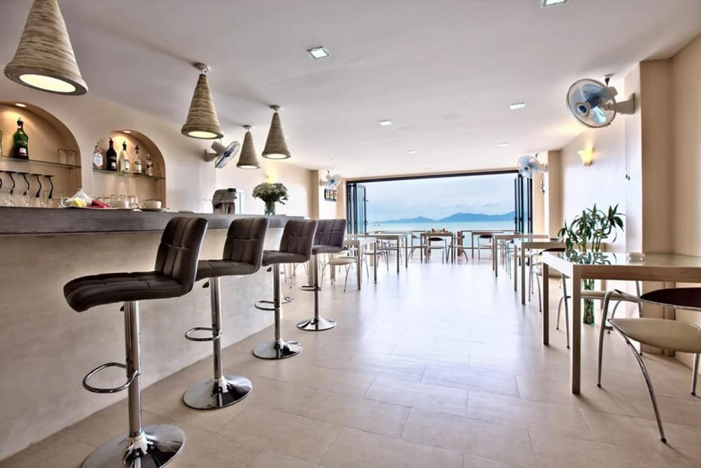 Riviera Beach Hotel - photo 20