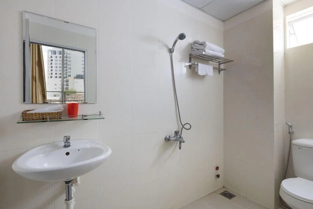 Thanh Long Hotel - photo 20