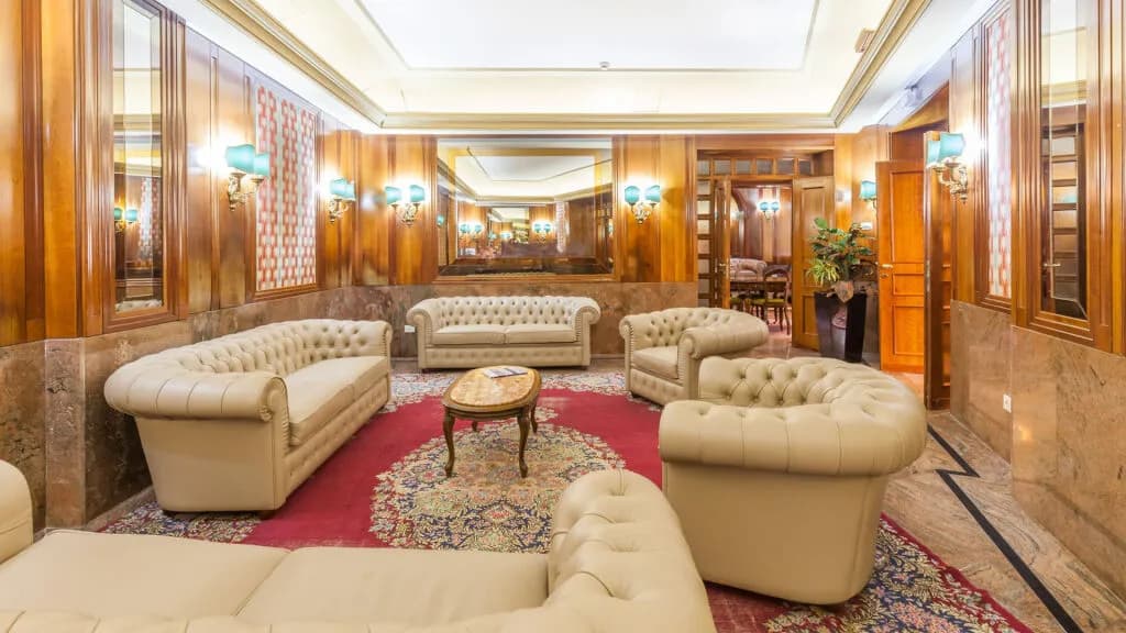 Hotel Galles - photo 23