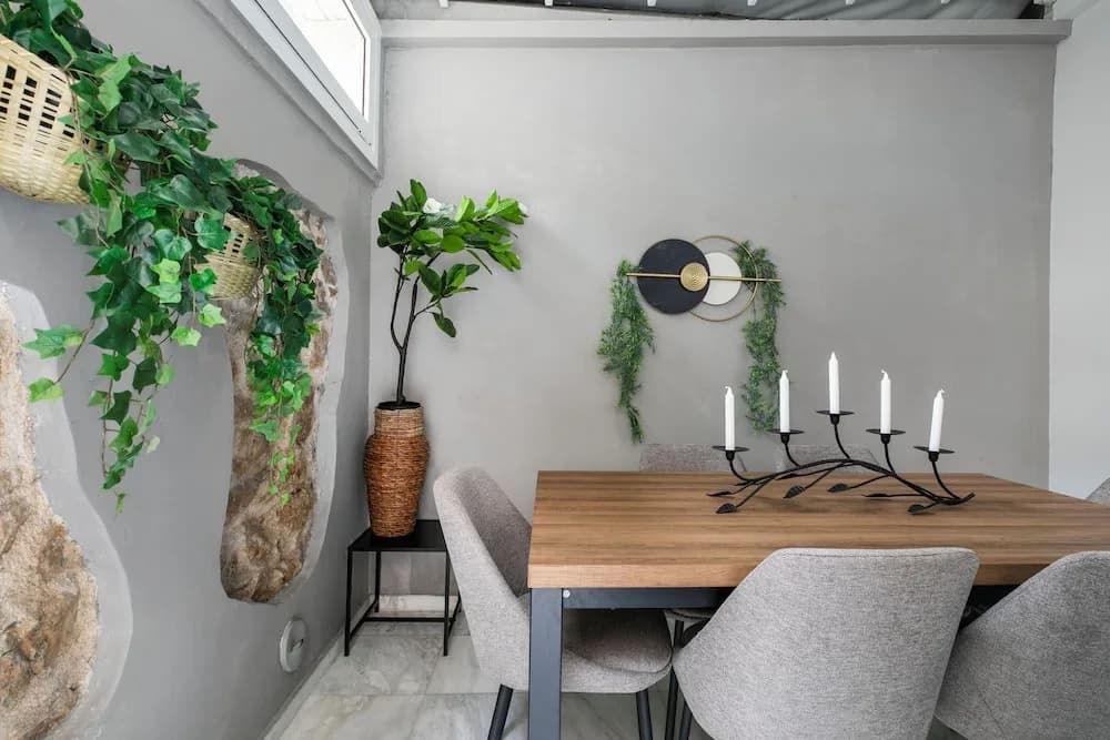 Kolonaki Cocoon - 2-BR Stylish Apt - photo 14