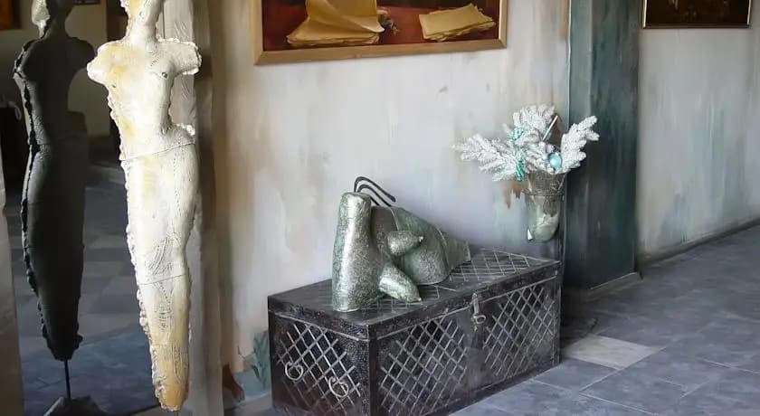 Artists House - photo 6