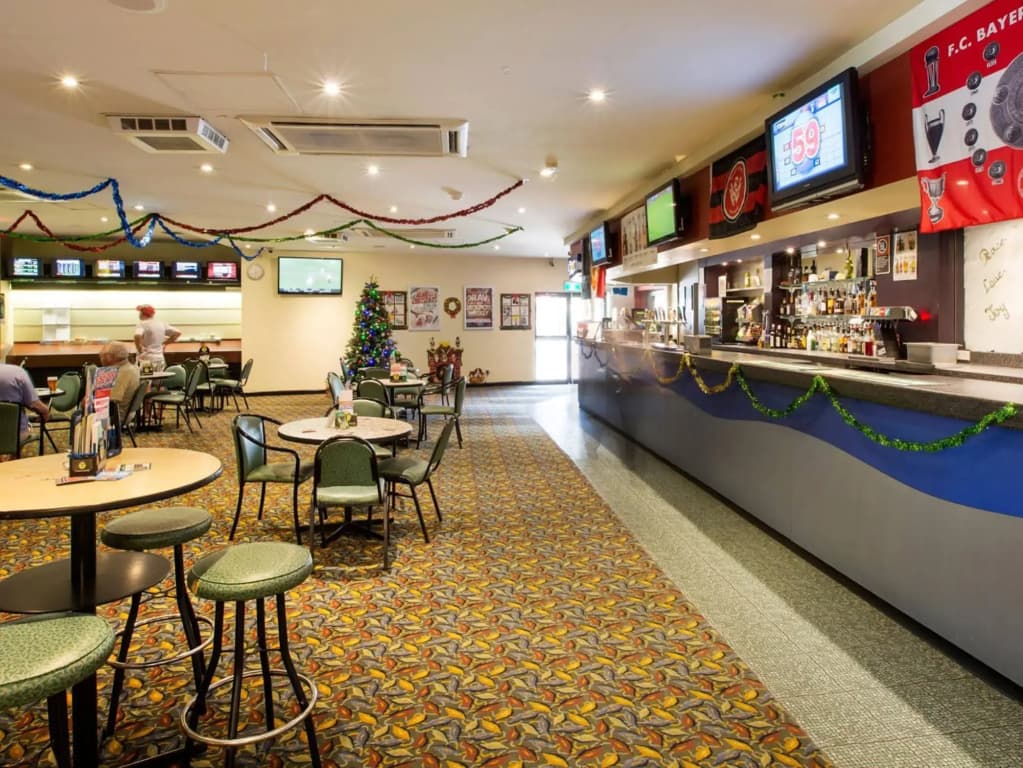 Villawood Hotel - photo 17
