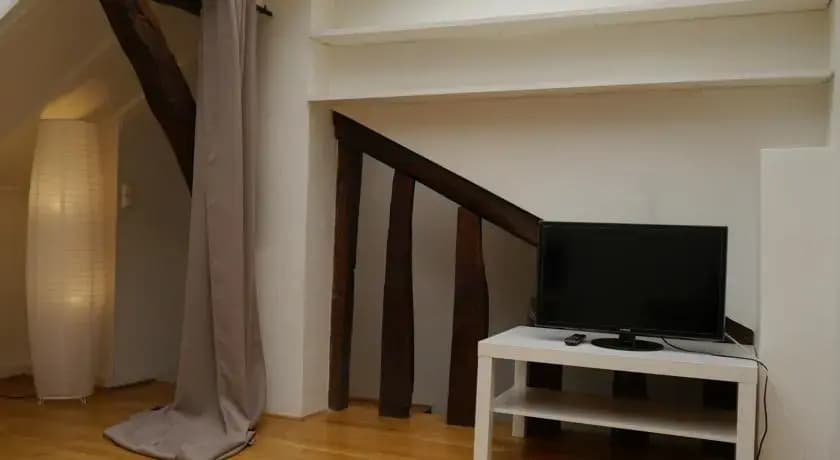Sunny Apartment in Opera Louvre - photo 1