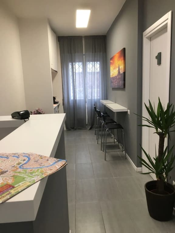 Vatican Central Suites - photo 5