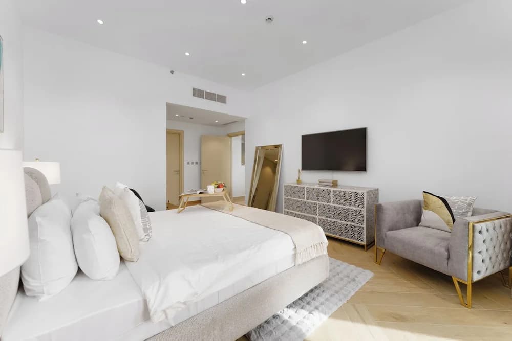 Maison Privee - High-End Palm Apt w/ Picturesque Seafront Views - photo 1