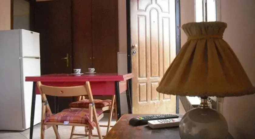 Love's House - photo 6