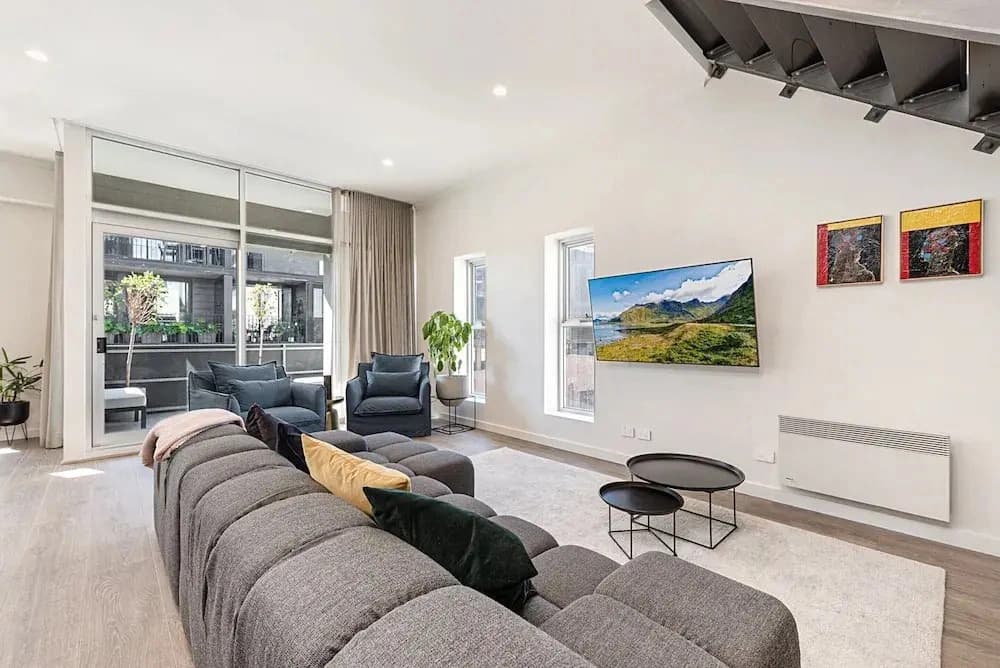 Incredible Balcony Duplex in the Heart of Fitzroy - photo 1