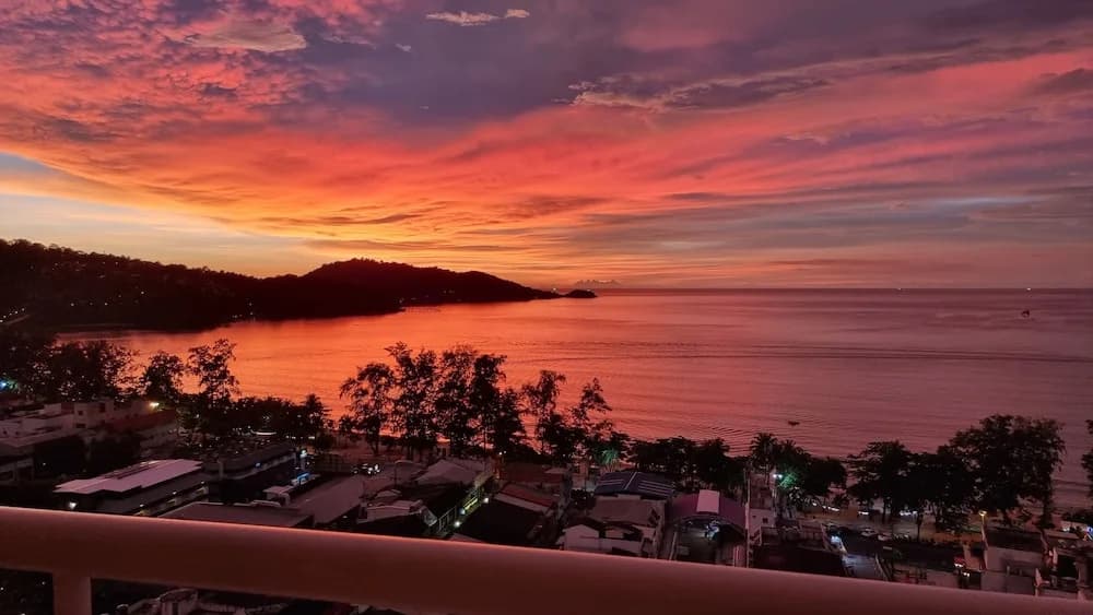 Patong Tower Cozy Comfy Luxury Apartment With Seaview, for 1-3 People, in Phuket - photo 41