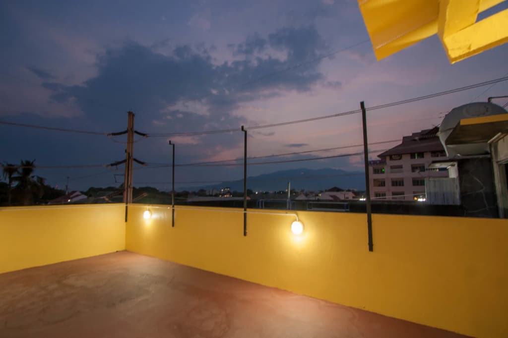 Thai Thai Hostel - photo 16