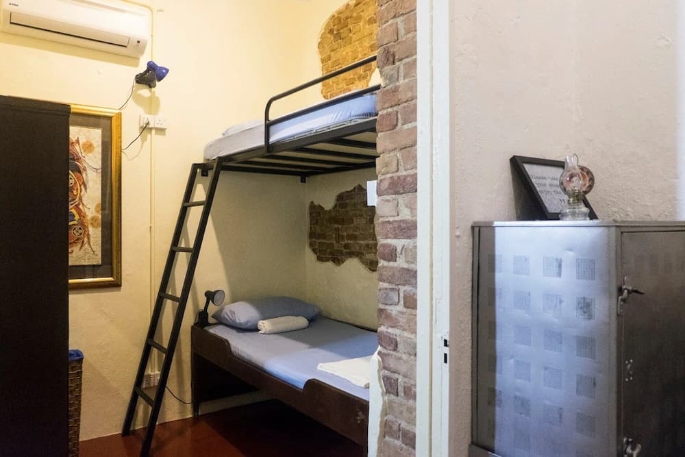 Sojourn Beds & Cafe - Hostel - photo 14