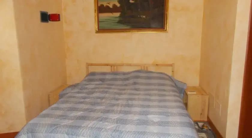 Dora's House - photo 1