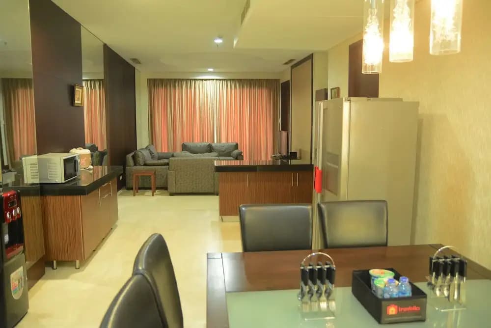 2 Bedrooms Pearl Garden by Travelio - photo 10
