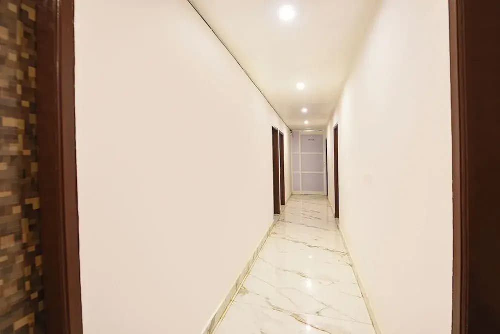 Fabhotel Scorpion Inn - photo 12