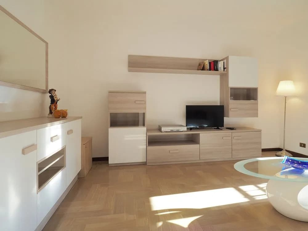 Ivy Apartment - photo 5