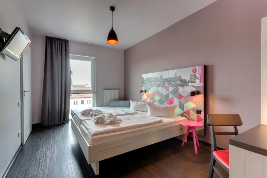 Meininger Berlin Alexanderplatz Hotel  - photo 22