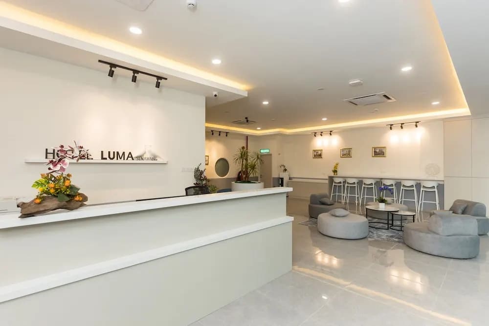Hotel Luma Senawang - photo 2