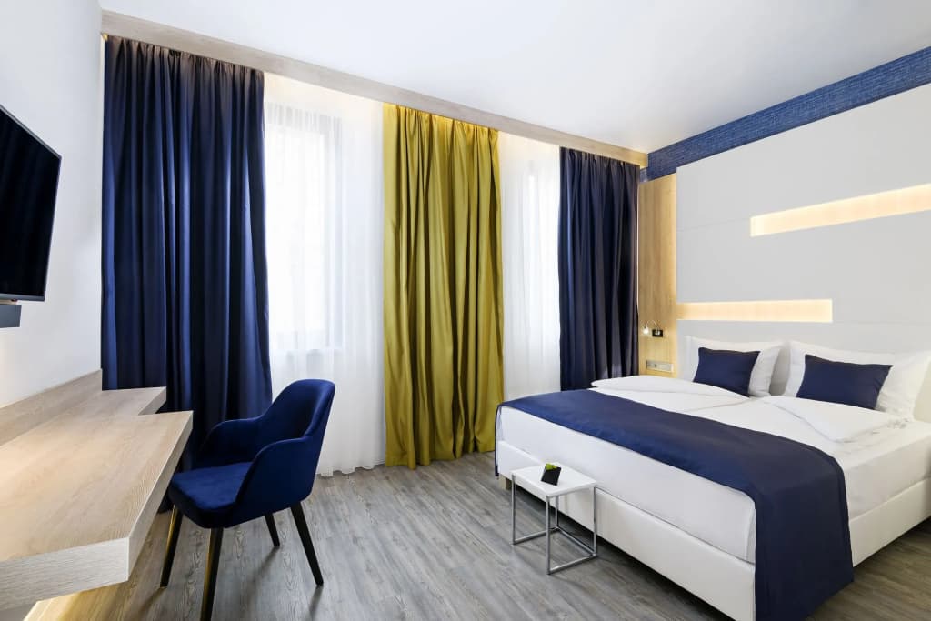 KViHotel Budapest - photo 3