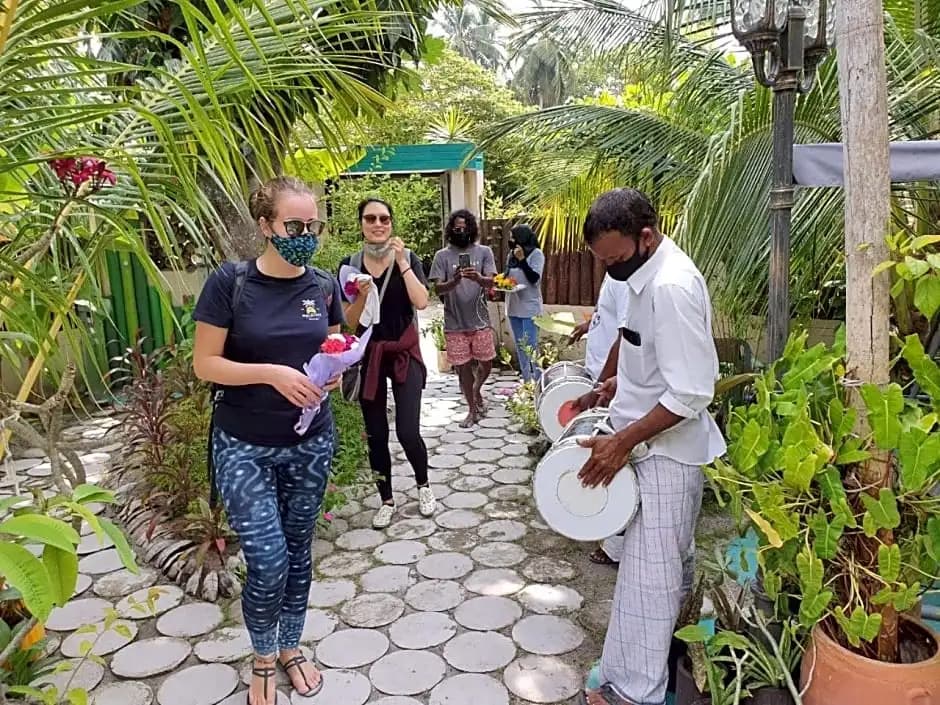 Daisy Cottage Dhangethi - photo 15