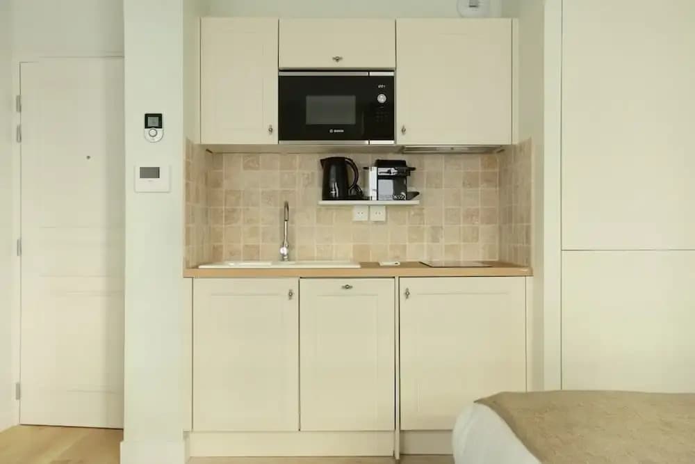Charming Flat With AC - Center of Paris - photo 9