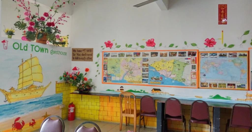 Old Town Guesthouse - photo 14