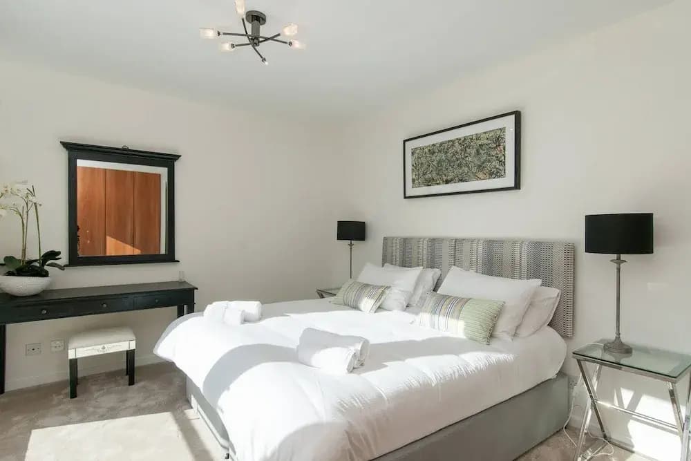 379 Park Apartments - photo 5