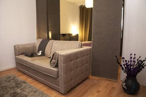 L72 Apart GmbH - photo 4