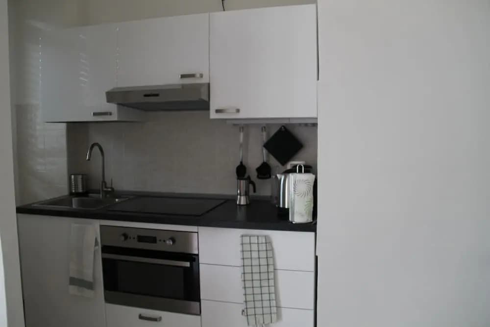 Stephenson Apartments - photo 15