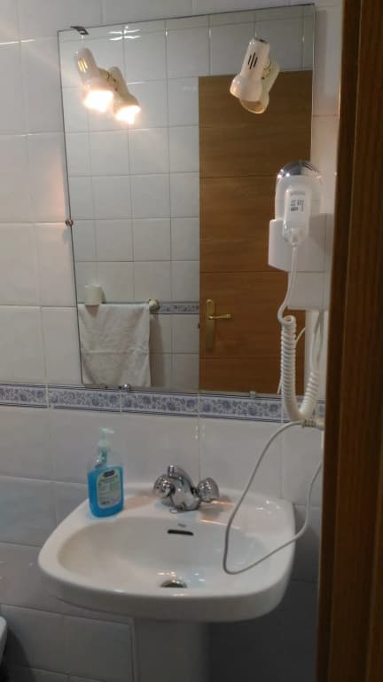 Hostal JQ Madrid 1 - photo 14