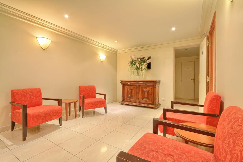 121 Paris Hotel - photo 10