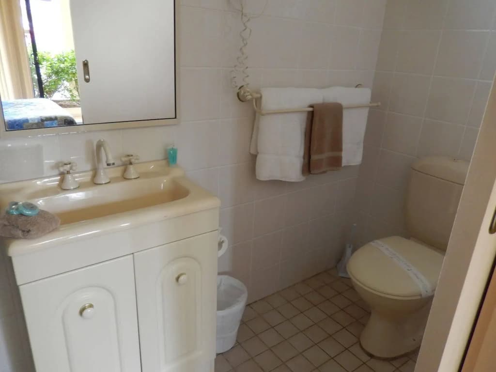 Pioneer Way Motel - photo 9