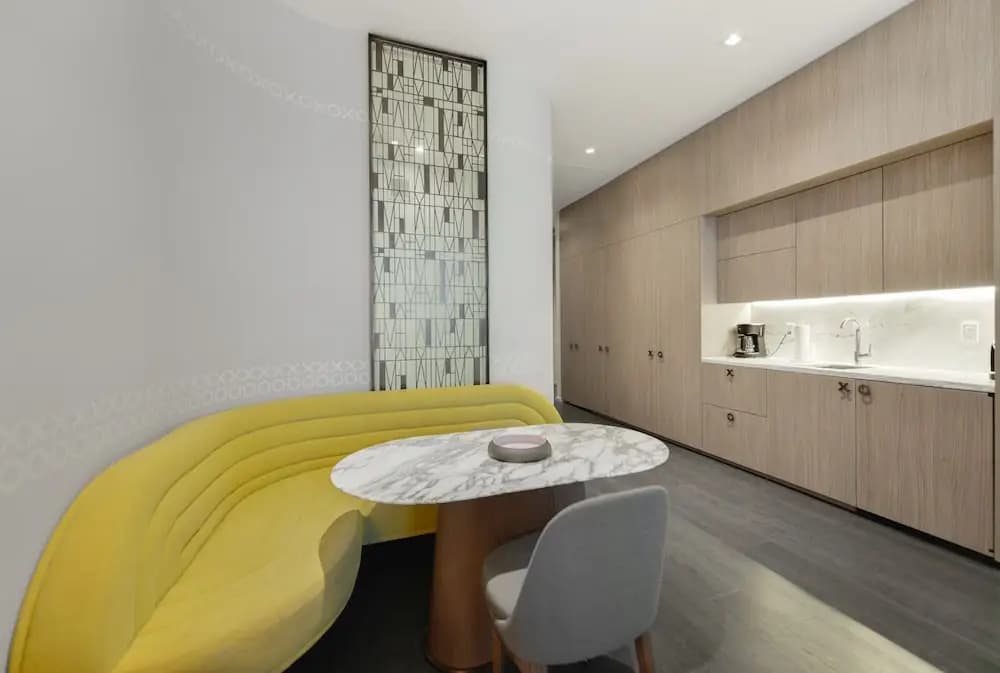 Luxury Suites in Brickell - photo 14
