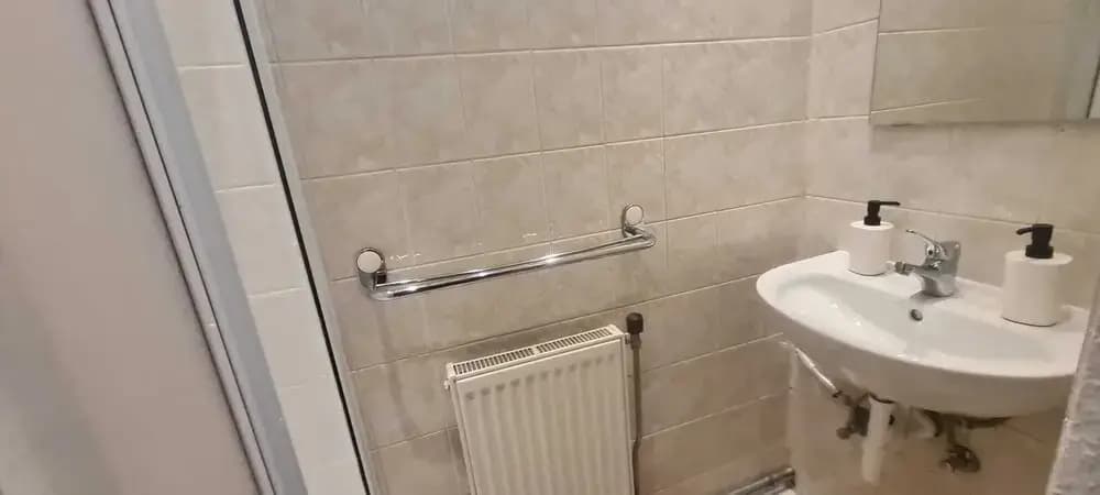 Cozy 2BR Apt Prime Vienna Longstays - photo 6