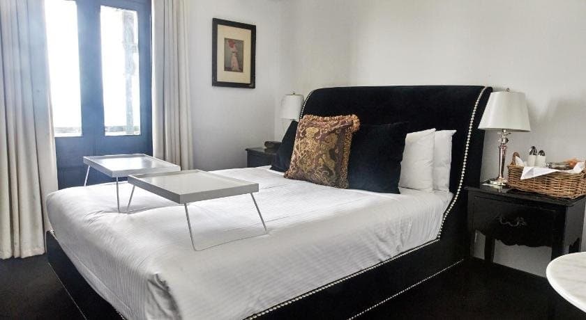 The Royal Hotel - photo 20