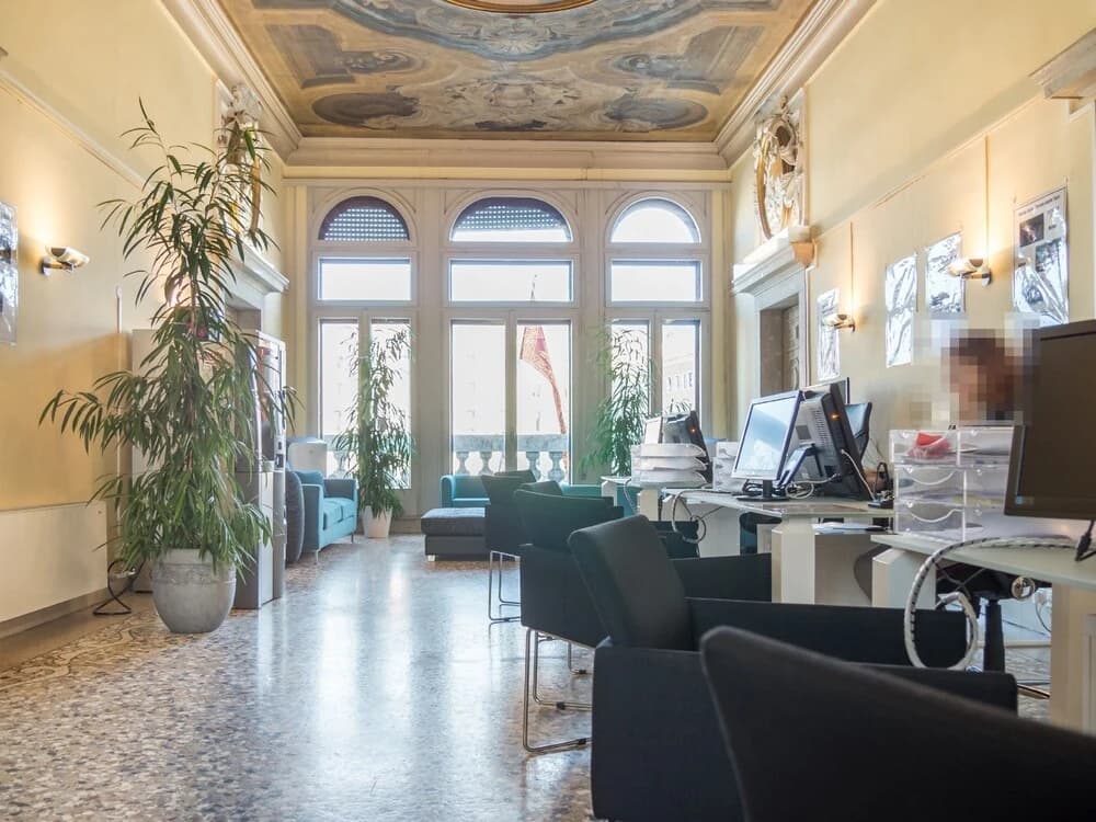 Apartments in San Marco with Canal View - photo 17