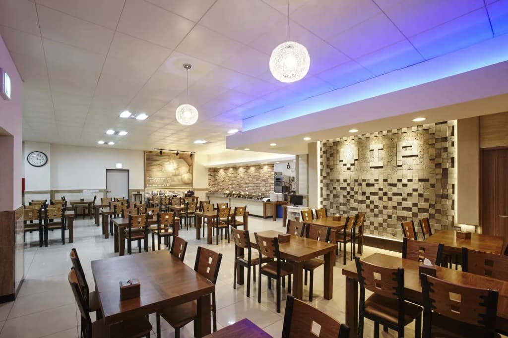 Yeongdeungpo VIP Hotel - photo 16