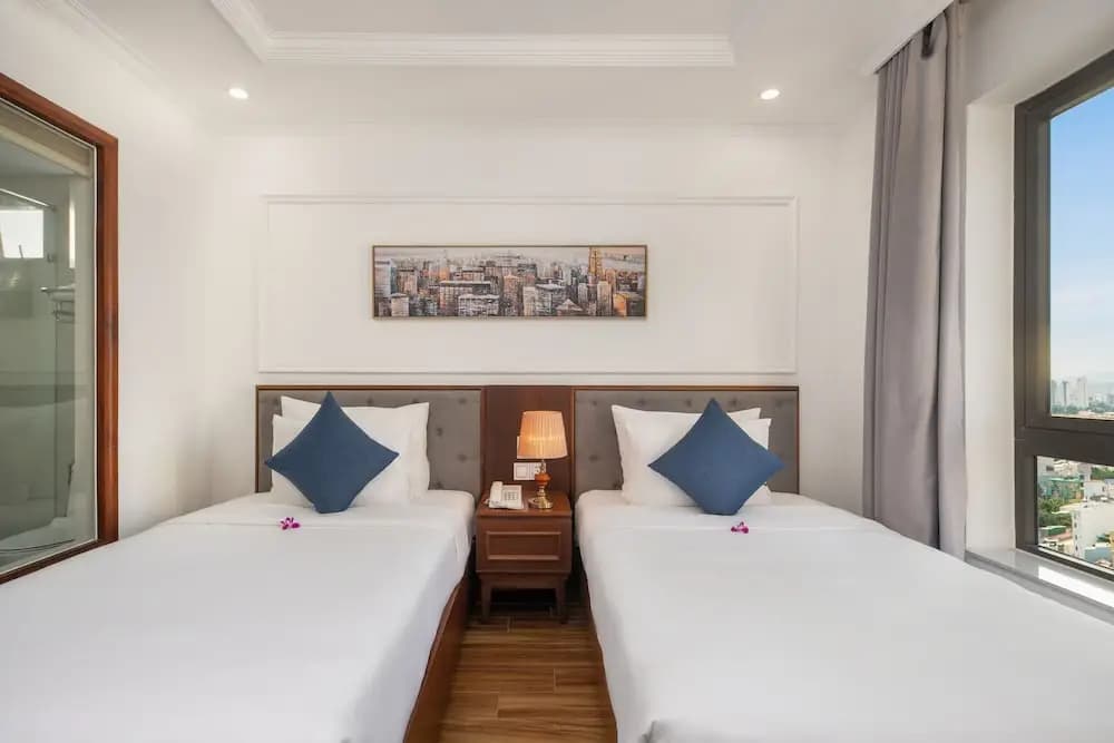 The Sail Hotel - My Khe Beach - photo 2