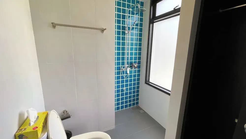 Rockstar Beach Apartments - photo 8