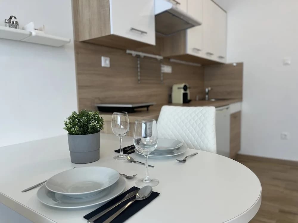 Camille Apartments - photo 13