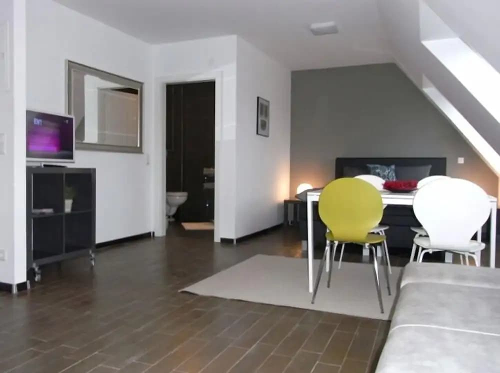 Kunsthaus Apartments - photo 12