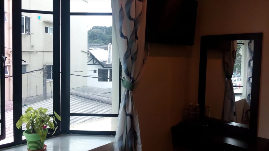 Hong Kong Hotel - photo 8