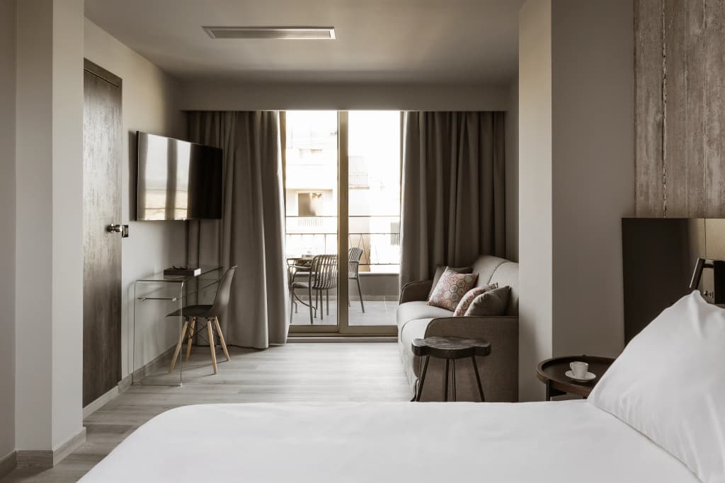 The Alassia Hotel - photo 20