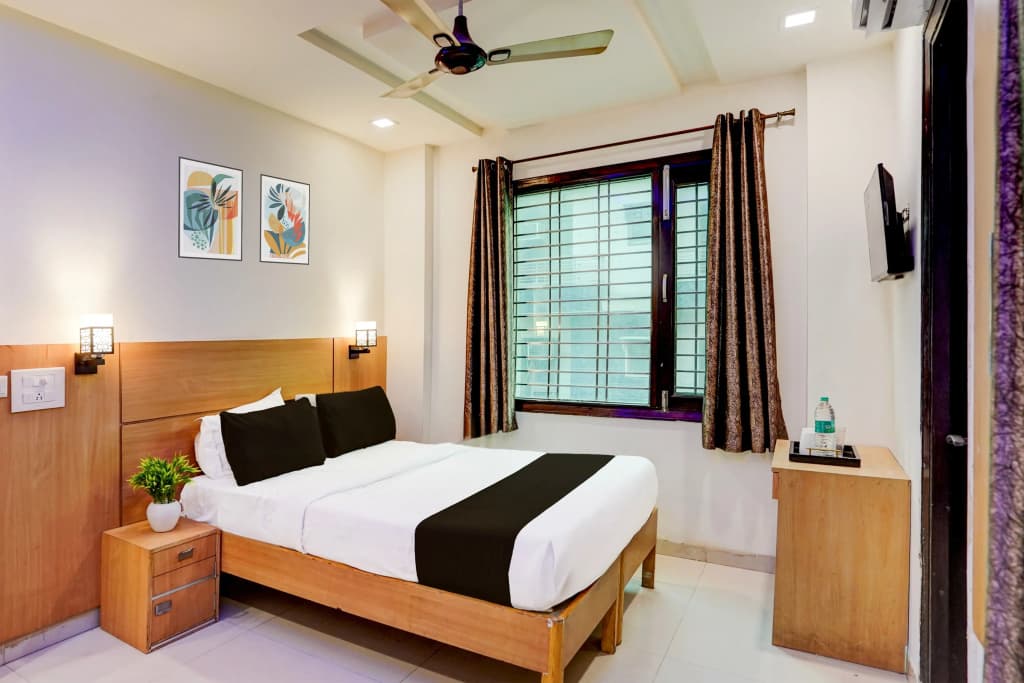 OYO 70849 Hotel Sarvasa Residency - photo 10