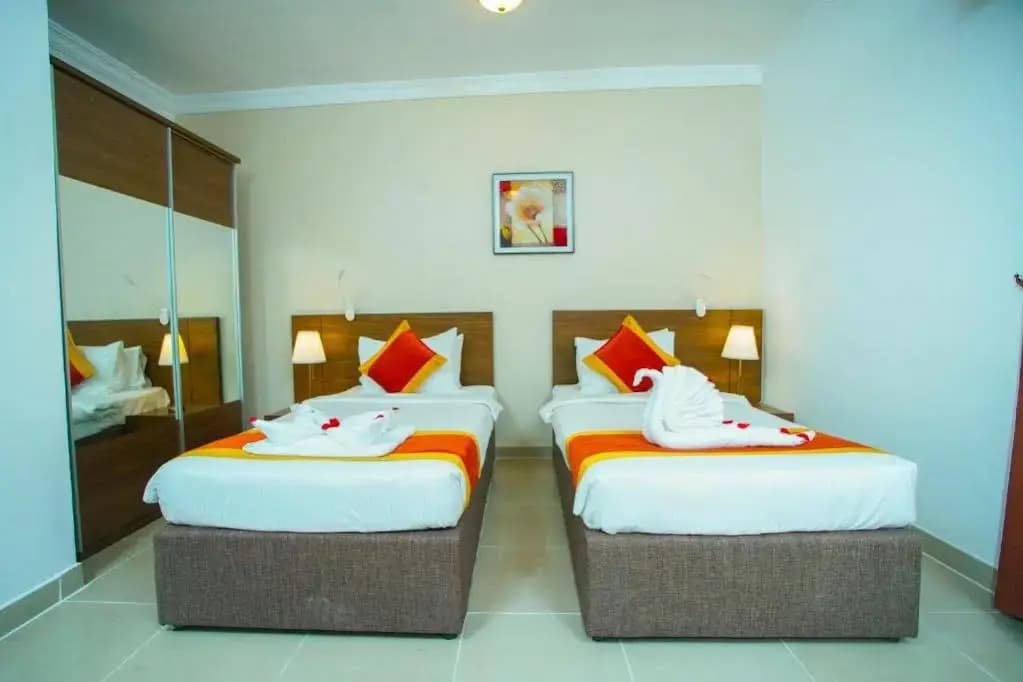 La Villa Inn Hotel Apartments - photo 5