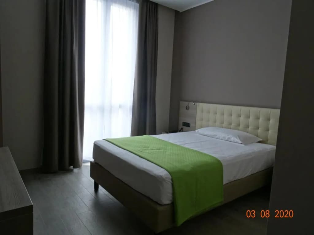 Folen Hotel - photo 9