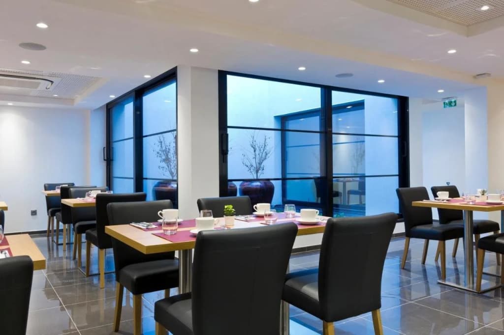 Simon's Boutique Hotel - photo 21
