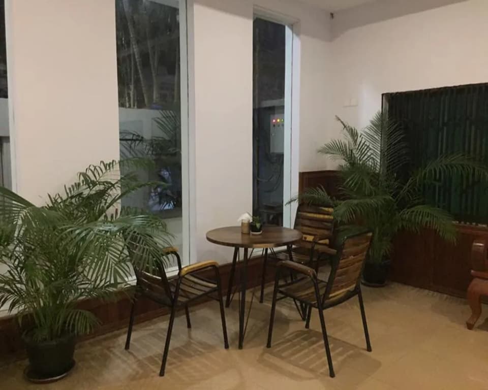 New Riverside Guesthouse - photo 8