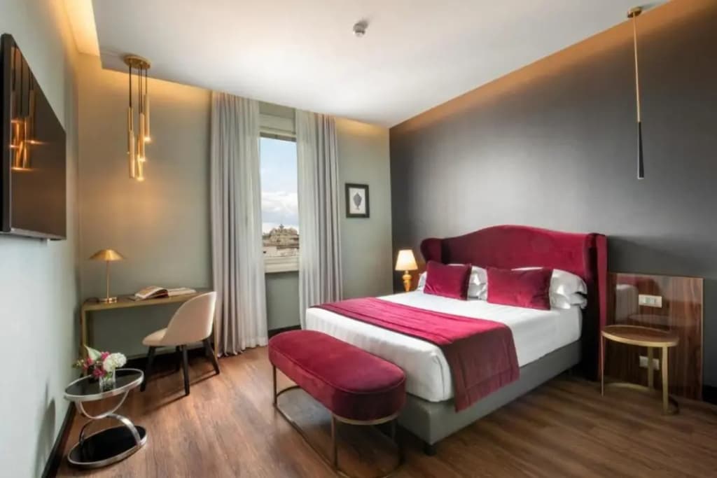 The Guardian Hotel - photo 14