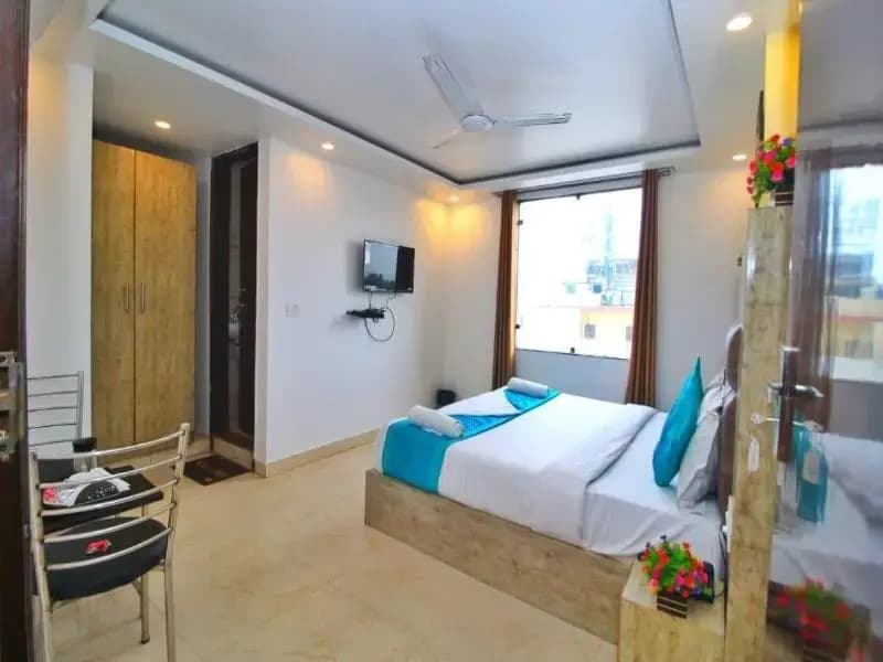 Hotel Broadway - photo 18