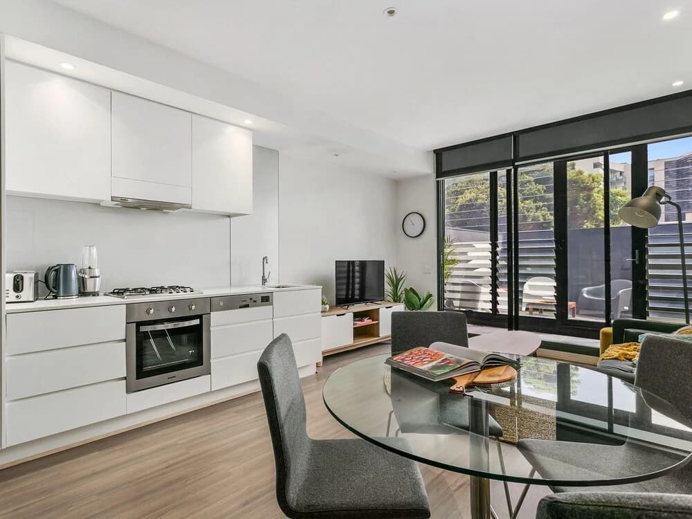 GRATTAN A Premier Location & Modern Space - photo 8