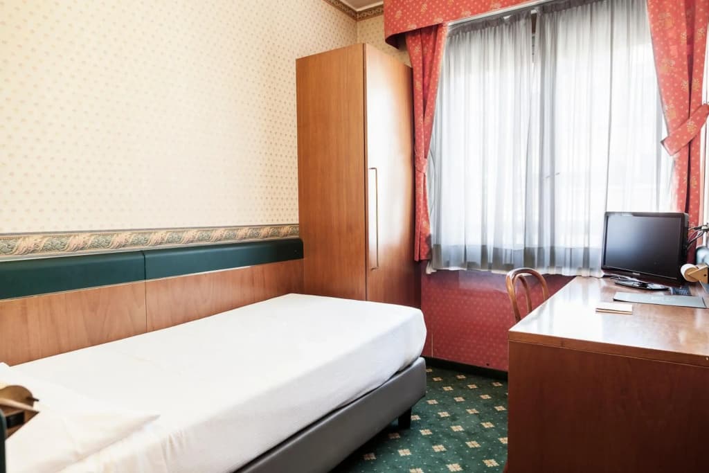 Hotel Des Etrangers - photo 28